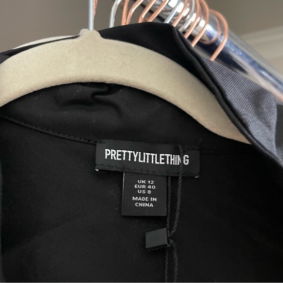 PrettyLittleThing black Boiler Contrast Zip Jumpsuit - Picture 5 of 8